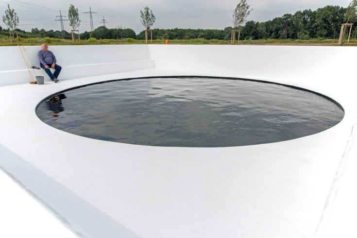 Black Circle Square | Massimo Bartolini