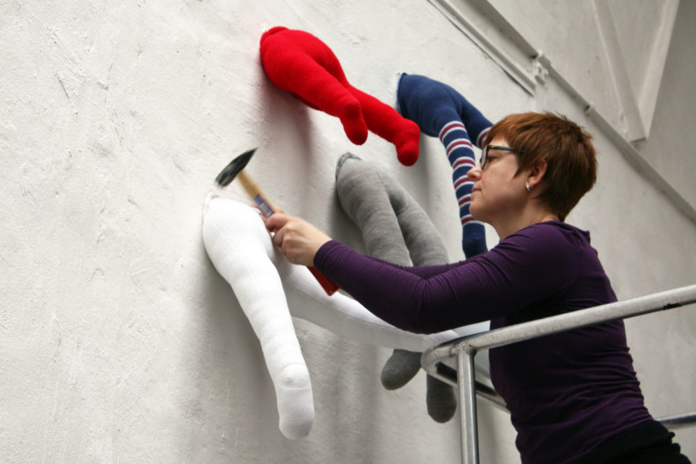 Sylvie Hauptvogel 2019 beim Aufbau in den Flottmann-Hallen Herne, Foto: Julia Arztmann