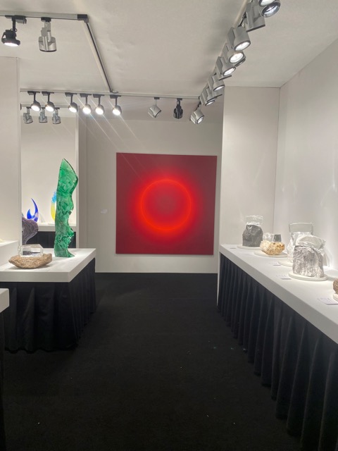 Kreis Scharlach Rot, Öl auf Leinwand 200 x 200 cm, Ausstellungsansicht PAN Amsterdam 2021, Etienne Gallery – Niederlande, Privatsammlung, Foto: Privat