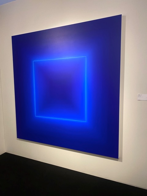 Quadrat im Blau, Öl auf Leinwand, 200 x 200 cm, Ausstellungsansicht PAN Amsterdam 2021, Etienne Gallery – Niederlande, Foto: Privat