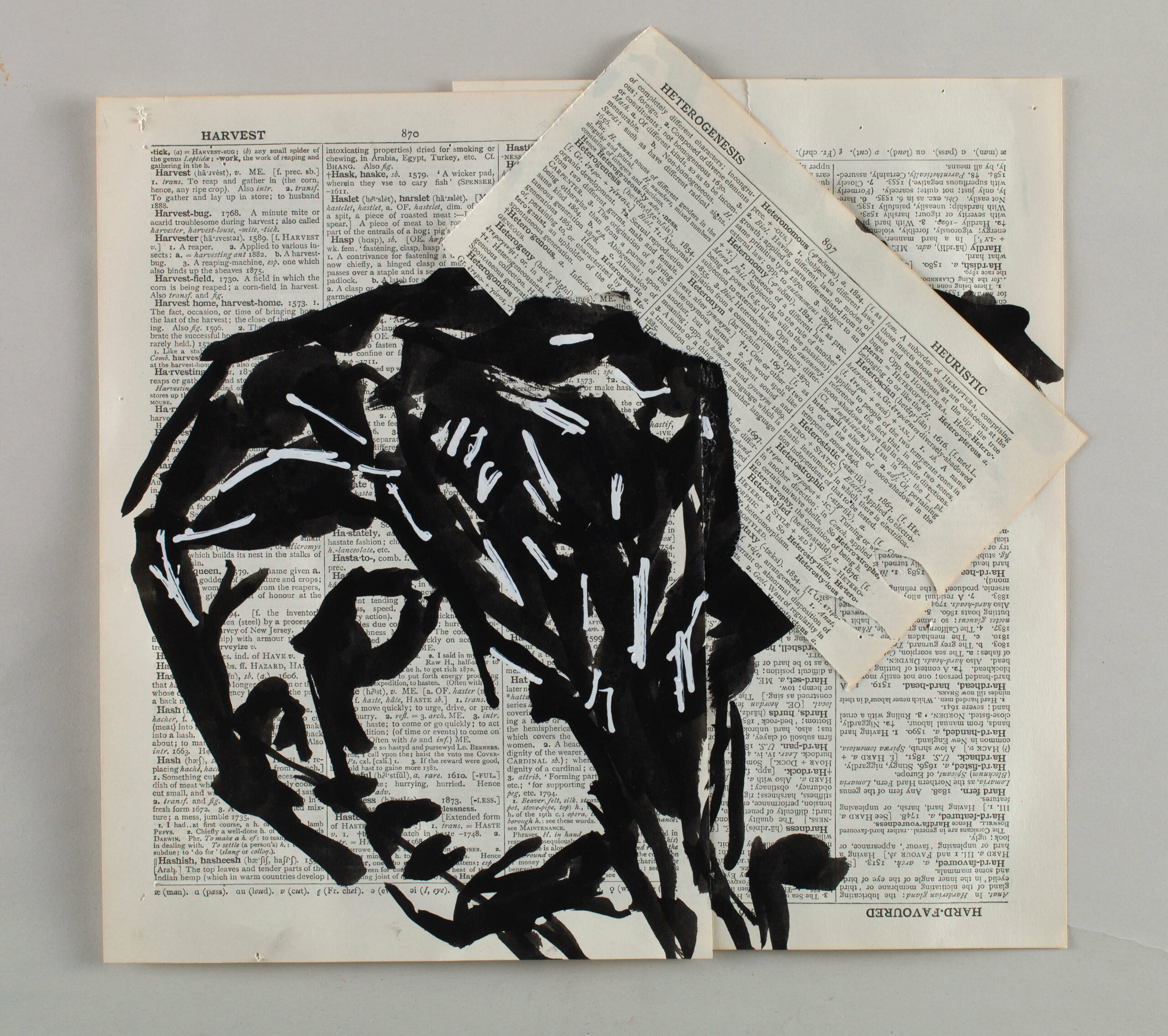 Zeichnung für „More Sweetly Play The Dance“ (Kopf – Frau mit nach vorn gedrehter Wange), 2014 Tusche, Korrekturflüssigkeit und Collage auf gefundenem Papier aus dem Shorter Oxford English Dictionary 29,2 x 31 cm © William Kentridge