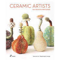 Ceramic Artists on creative processes | Miguel Ángel Pérez Arteaga | Hoaki 2024